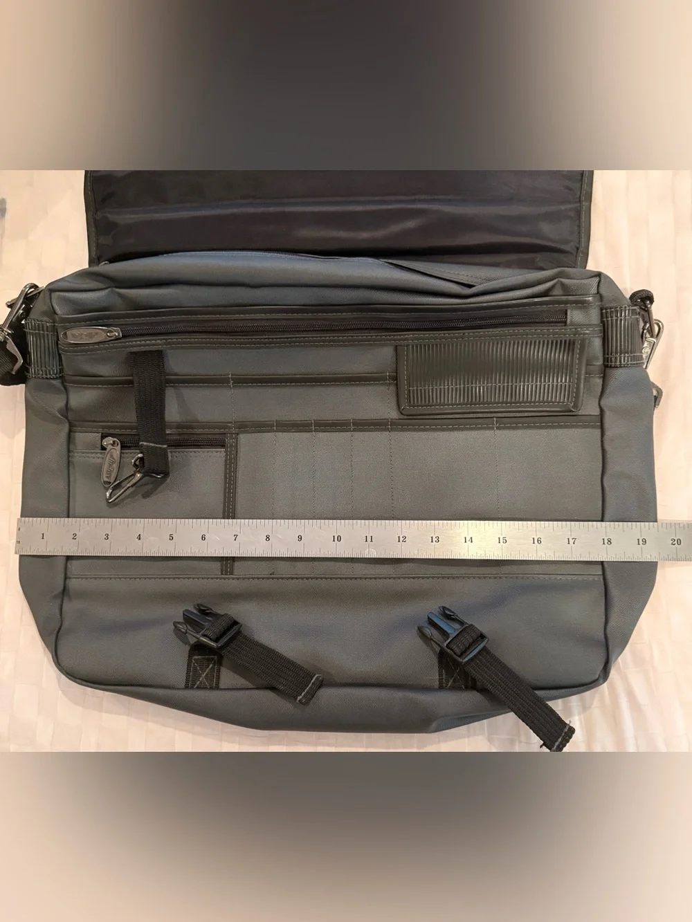 Southwest Airlines Air-Tex Laptop Briefcase Messenger Bag Gray Travel Carry-On